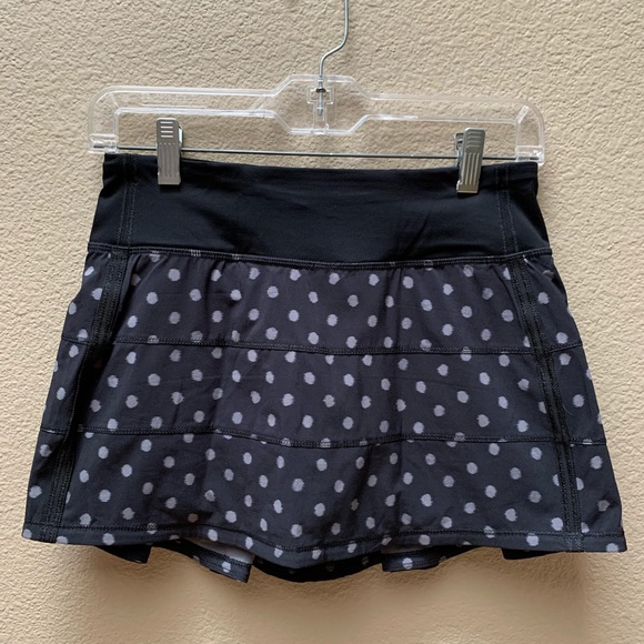 lululemon athletica Dresses & Skirts - Lululemon Pace Rival Skirt, size 4